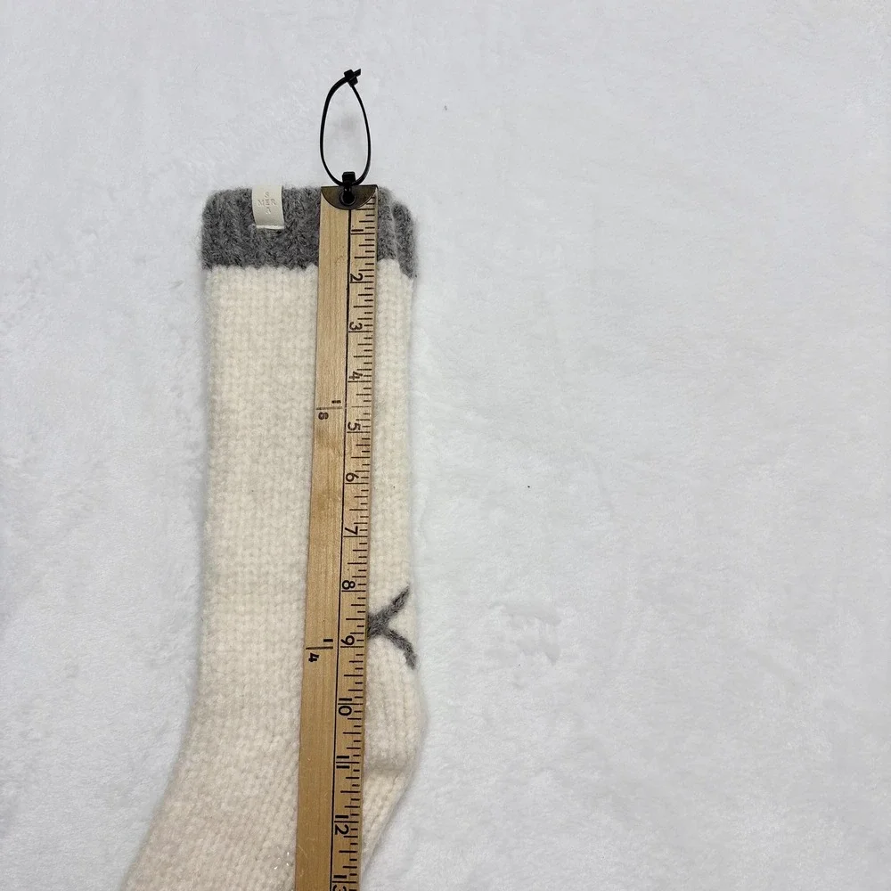 Mer-Sea & Co. Cream Gray XO Embroidered Thick Knit Slipper Socks with Grippers